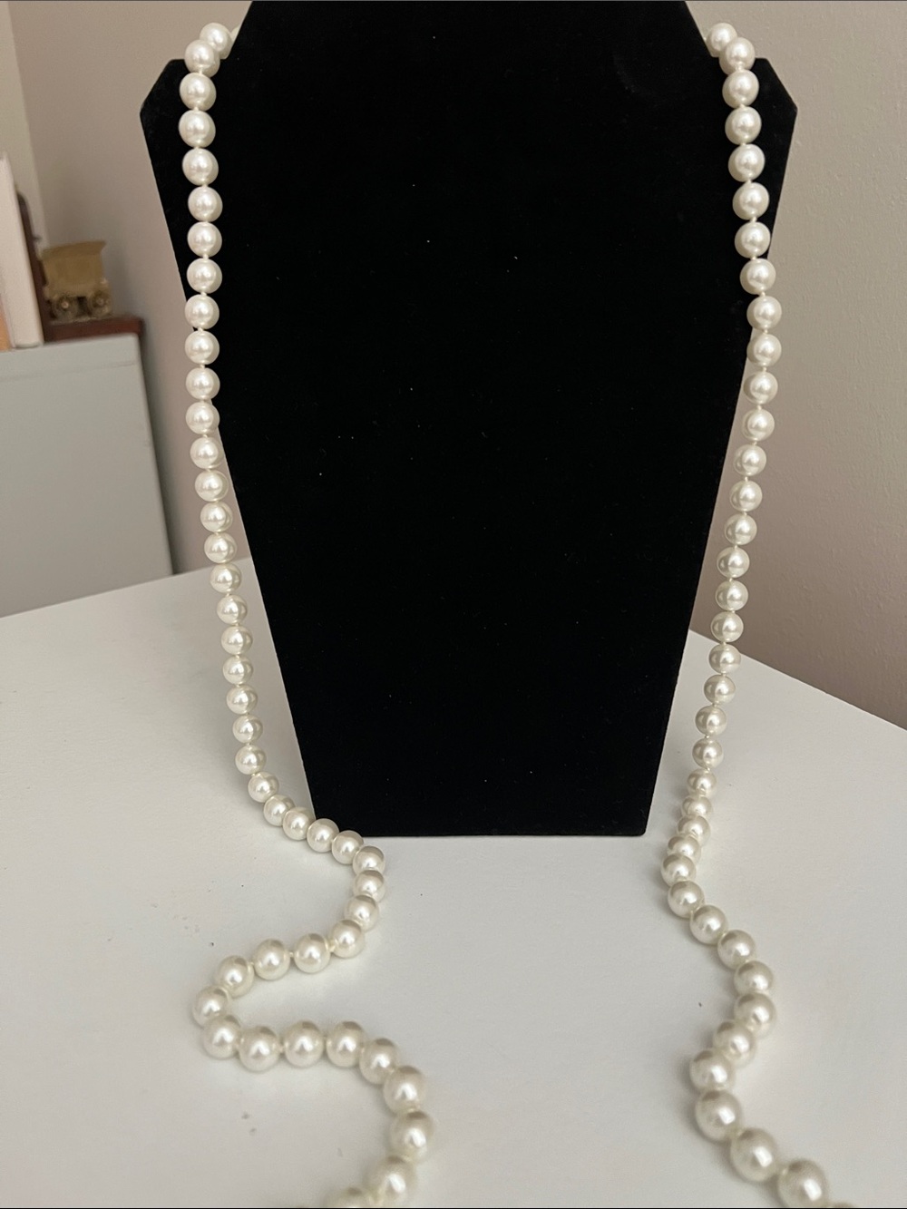Elegant Pearl Opera Necklace - White Faux Pearls - Heirloom Estate Vintage - Picture 11 of 13